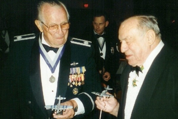 Momentos de humanidade no meio do horror