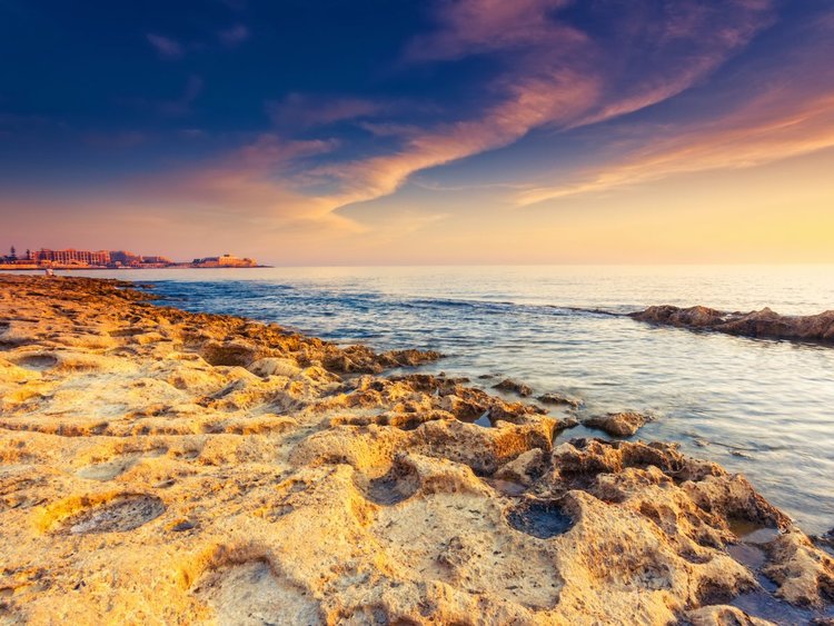 Os 19 destinos de praia mais baratos da Europa