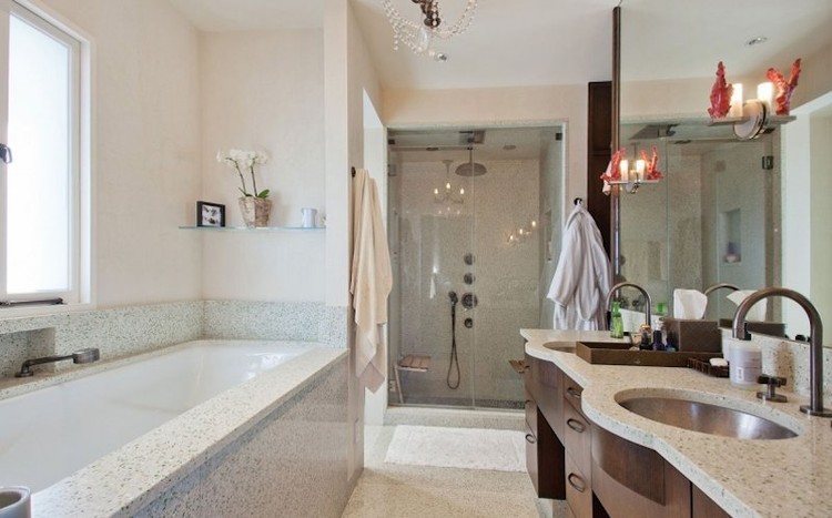 منزل أحلام صاحب سيارة تسلا