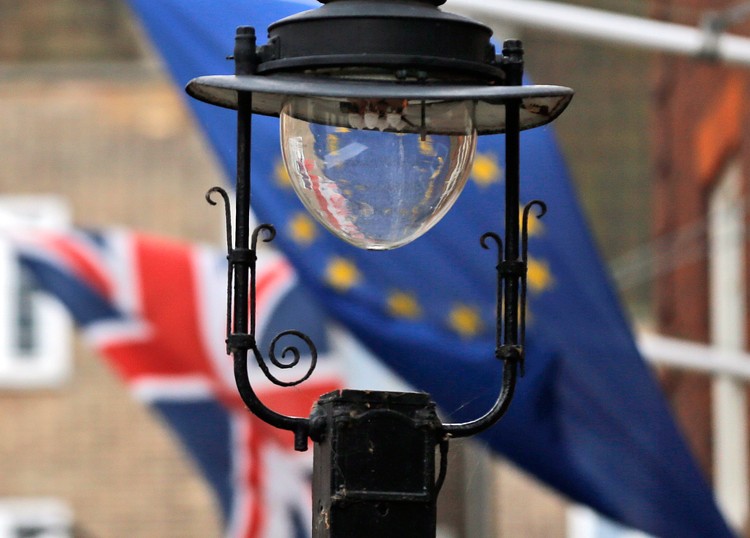 Ue e Regno Unito provano a evitare il Brexit