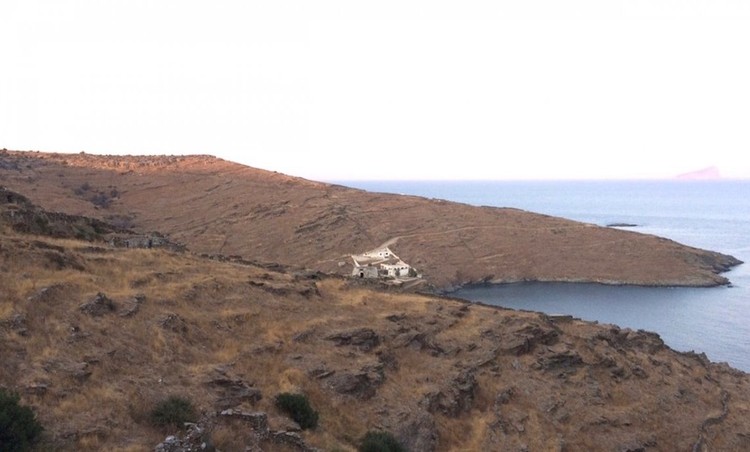 Las 7 islas griegas a la venta más baratas