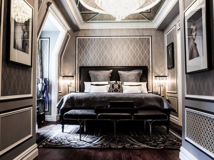 الأسطورة: فندق بلازا