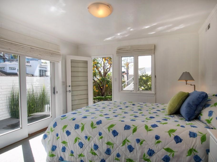 FOTOS: ¿Cómo es la casa que Warren Buffett vende por 11 millones $?