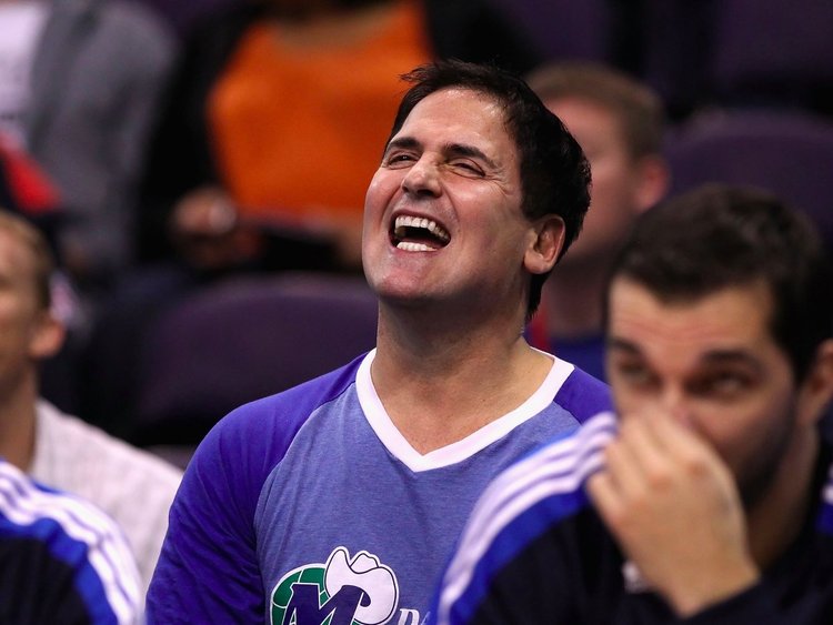 ¿Cómo es el día a día en el trabajo del multimillonario inversor Mark Cuban?