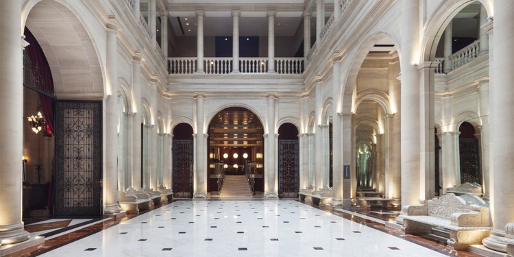 O que a Miss Universo ganha para além da coroa