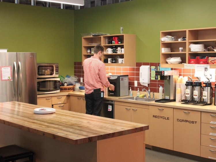 Jeff Bezos: La historia de una de las personas más ricas del mundo