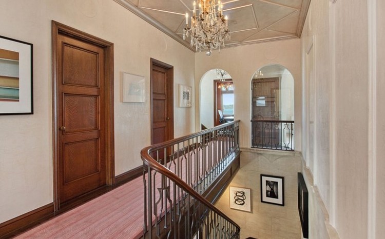 Villa da sogno con stazione di ricarica elettrica