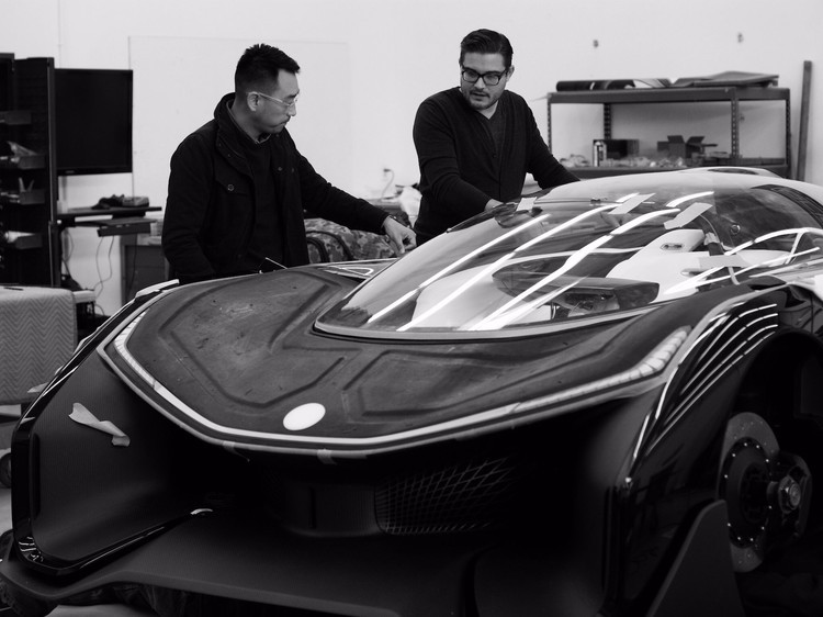 Faraday Future svela la sua macchina elettrica