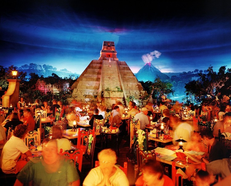 الإجازة المزيفة