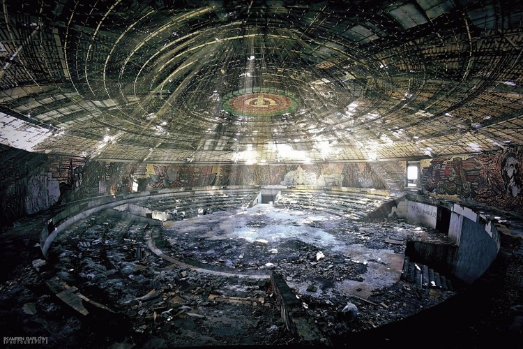 شبح الشيوعية يطارد أوروبا