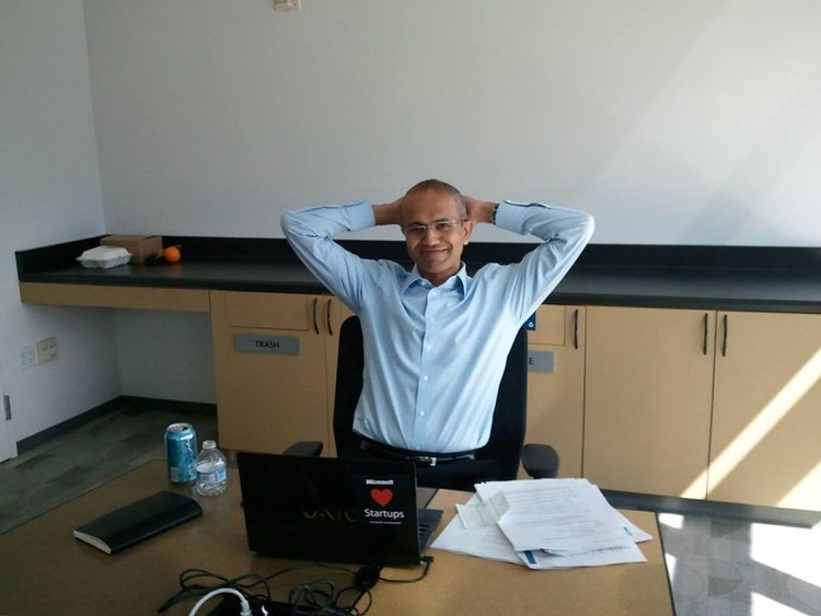 قصة ساتيا ناديلا-- الإنسان الذي يغير مايكروسوفت