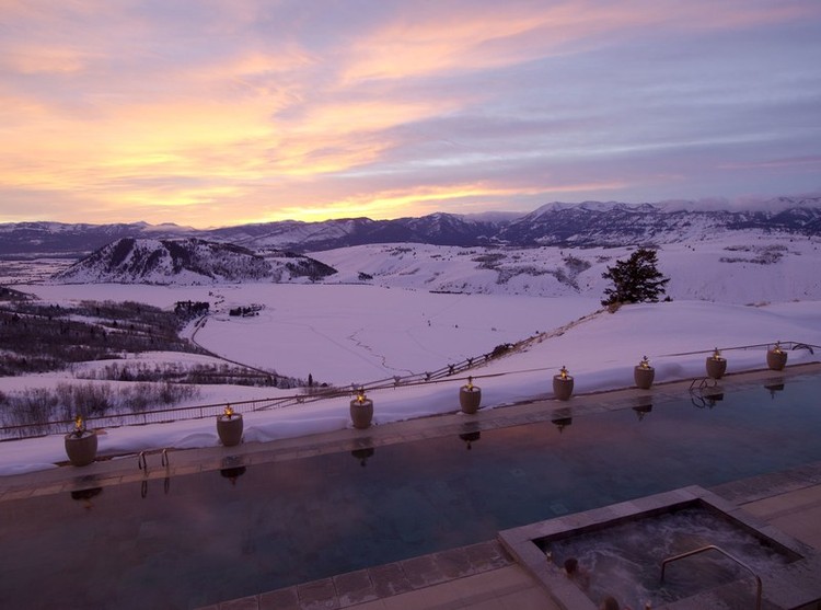 Las 11 piscinas más espectaculares para disfrutar este verano