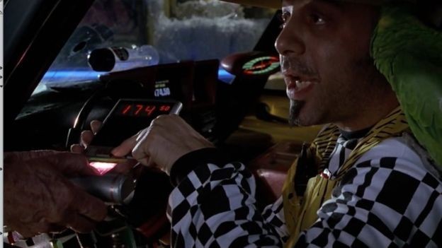 Em que é que o filme “Regresso ao Futuro” acertou e falhou