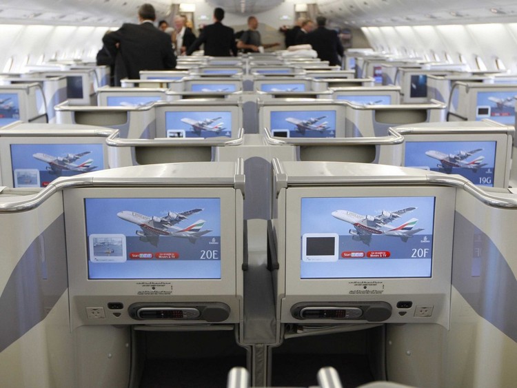 Airbus 380 كبيرة جدا بالنسبة للسماء