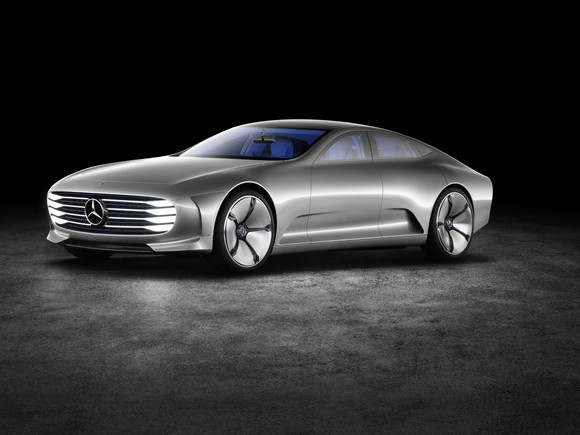 Mercedes batterà Tesla?