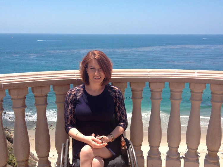 ¿Qué necesitas saber si sales con alguien que está en silla de ruedas?