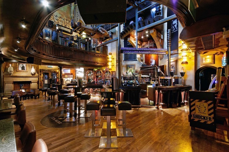 Vendem-se igrejas pela Europa fora