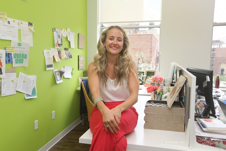 أكثر 10 مديرات جاذبية