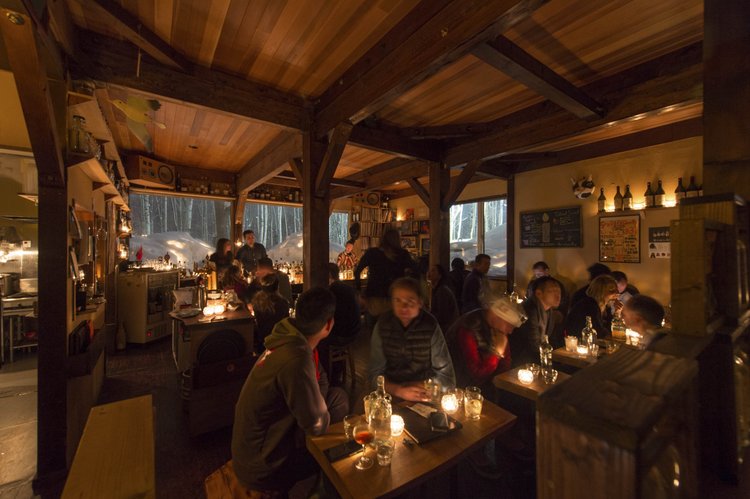 Desde Suiza hasta Japón: los mejores bares de estaciones de esquí