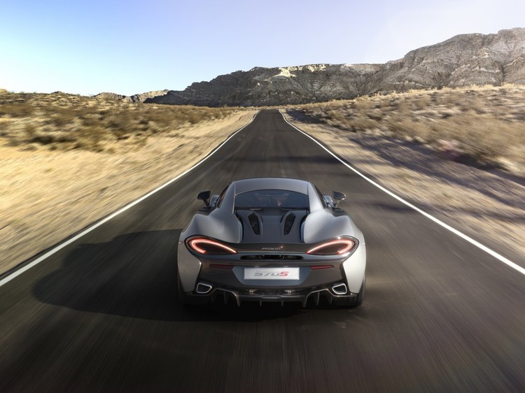 A resposta da McLaren à Ferrari e à Lamborghini: o impressionante 570S