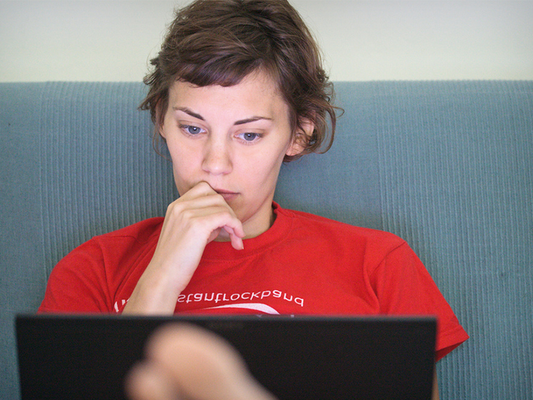 ثمانية أسئلة يجب أن يطرحها لنفسه كل مستثمر