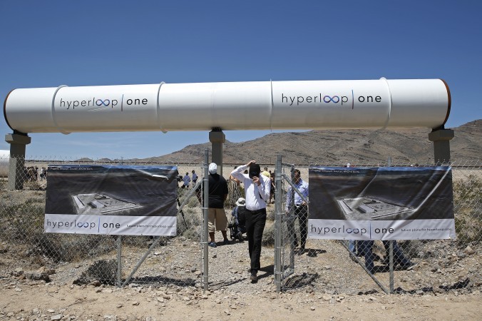 La Guardia di Finanza sequestra un tratto della A3, dirigenti Anas e altre 21 persone indagate