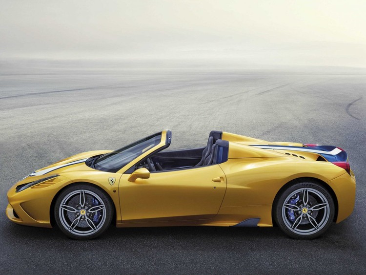 العروض الأولى لمعرض السيارات بباريس