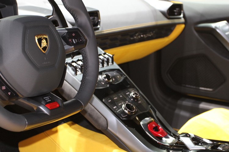 هوراكان : أفضل نموذج لامبورغيني