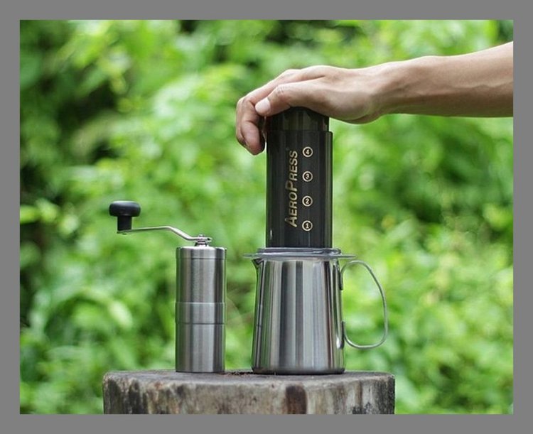 ستة أشياء يجب أن يمتلكها كل محب للقهوة