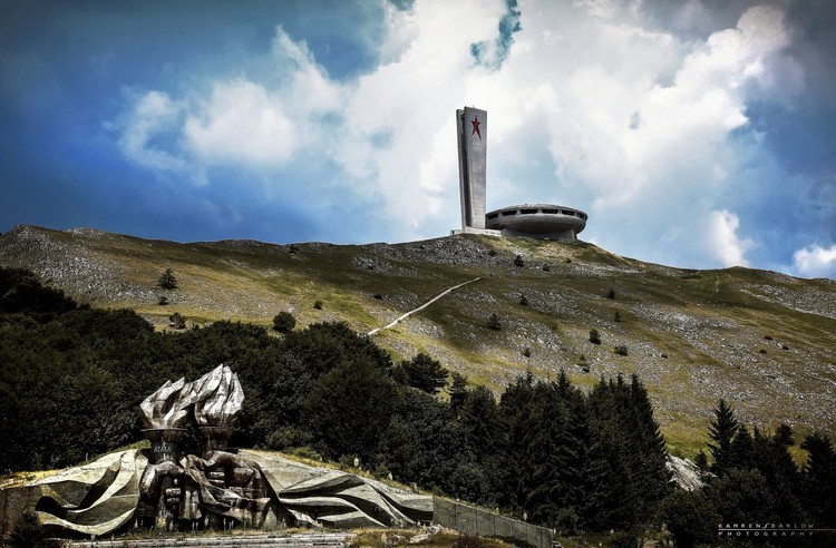 شبح الشيوعية يطارد أوروبا