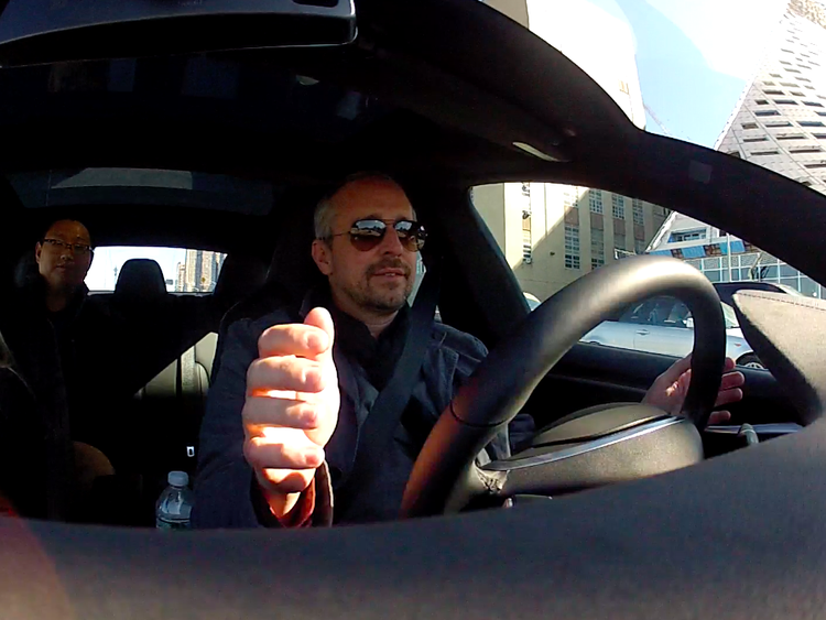 De los coches a la energía solar: la historia de Tesla en fotos