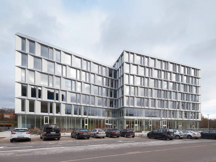 13 أجمل بناء بُني في السنوات الأخيرة 