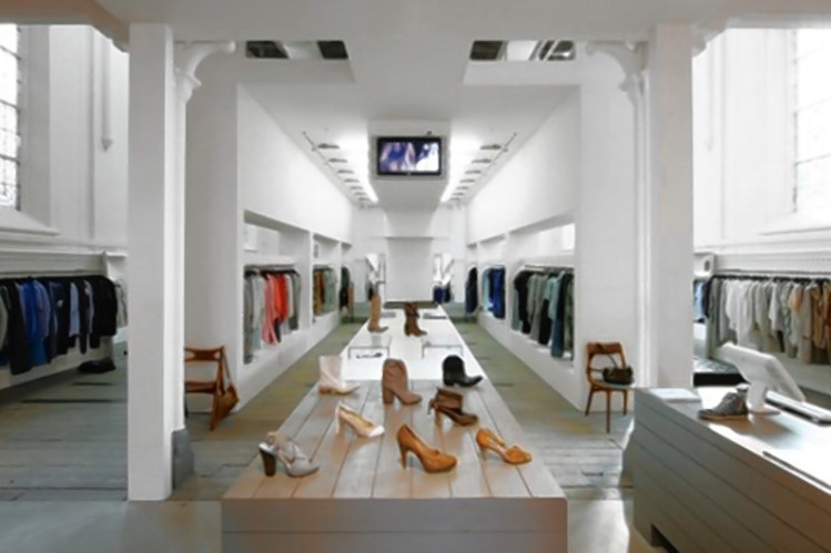 Vendem-se igrejas pela Europa fora