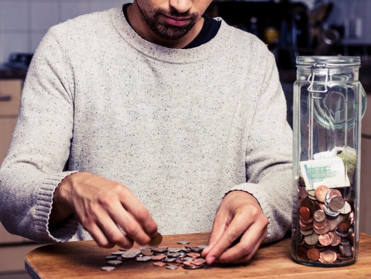 كيف تدخر المال بشكل صحيح