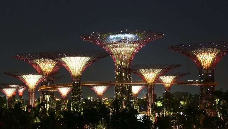 Morreu o estadista que transformou Singapura