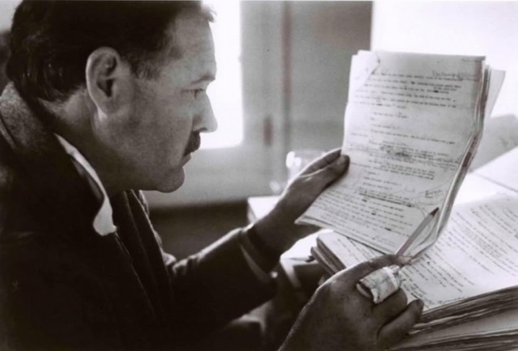 10 lecciones de Ernest Hemingway
