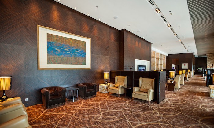 ماذا يعني أن تطير بالخطوط الجوية السنغافورية في الدرجة الأولى بكلفة 18000 دولار