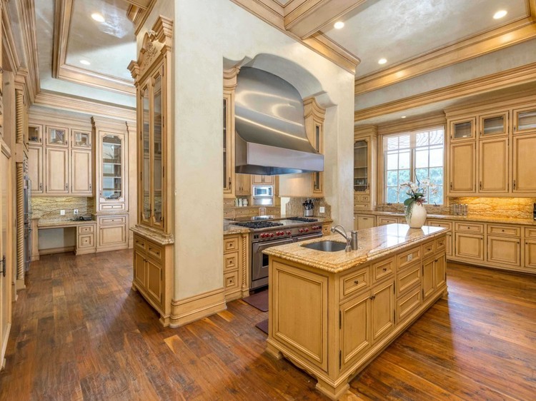 الترف من طراز بونزي