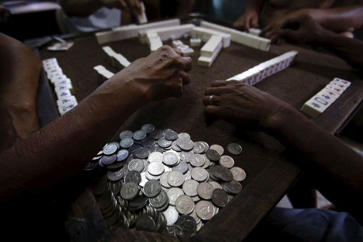 El inusual póker Filipino