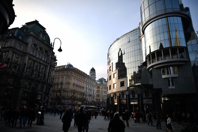 Dietrich Mateschitz: la historia del fundador de Red Bull