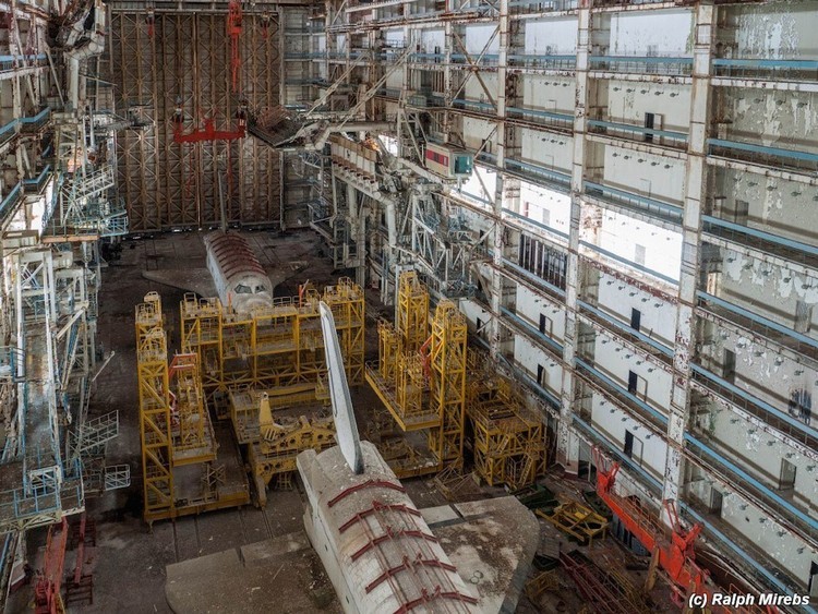 ما تبقى من مكوك الفضاء