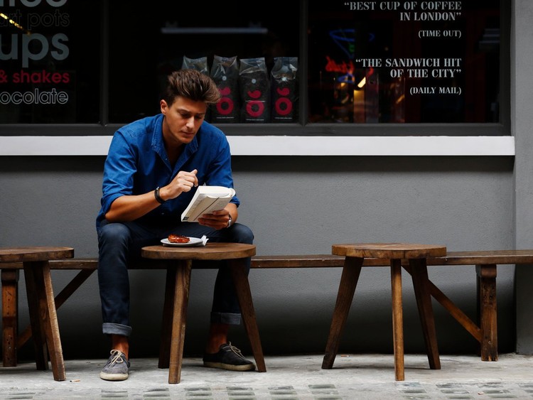 15 Atitudes que farão com que não se torne milionário