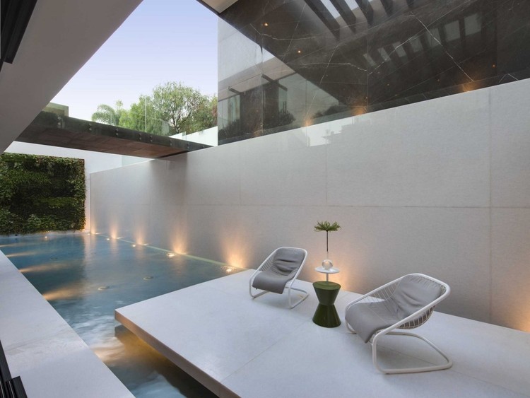 قصر كلفين كلاين الفاخر