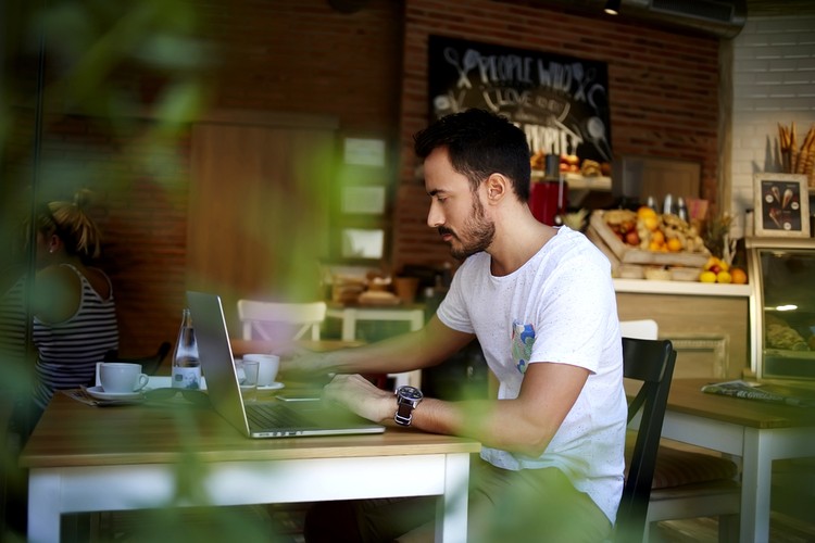 5 regole per smettere di preoccuparsi delle critiche