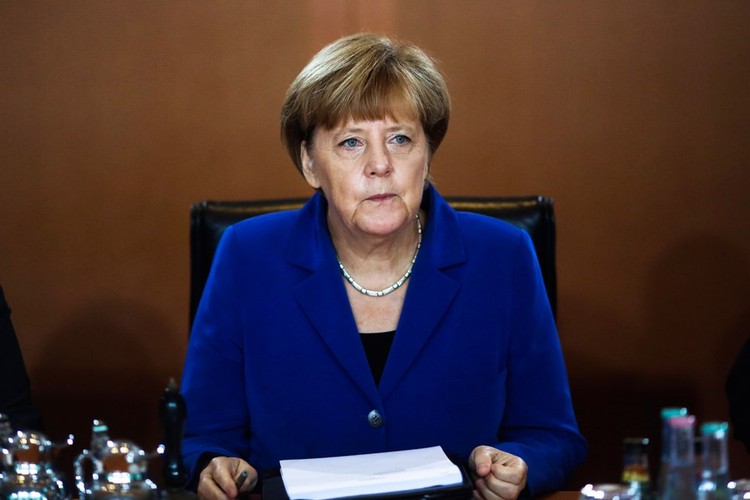 Merkel: “El Reino Unido se quedará aislado si hay un Brexit”