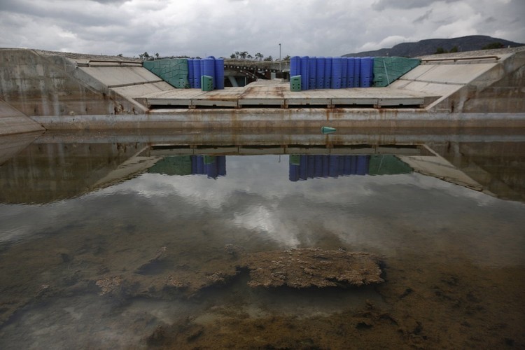 أنقاض دورة الألعاب الأولمبية في أثينا عام 2004