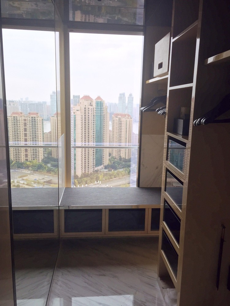 ليلة في أحد أفضل الفنادق في العالم