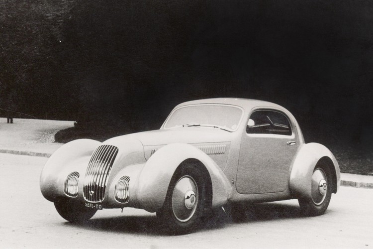 من الذي يقف وراء تصميم فيراري الأسطوري