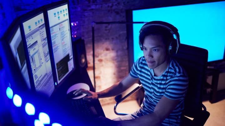 AMD vs. Intel: ¿qué acciones comprar?