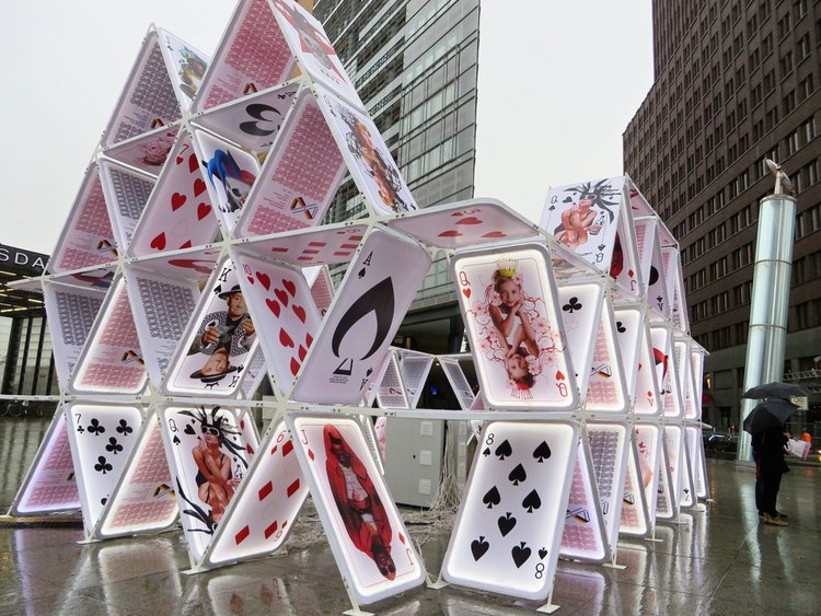 Why do Cryptocurrencies Fall in Price?